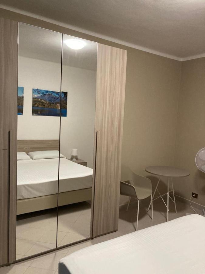 Apartment "Borgo Olivetti" Ιβρέα Εξωτερικό φωτογραφία